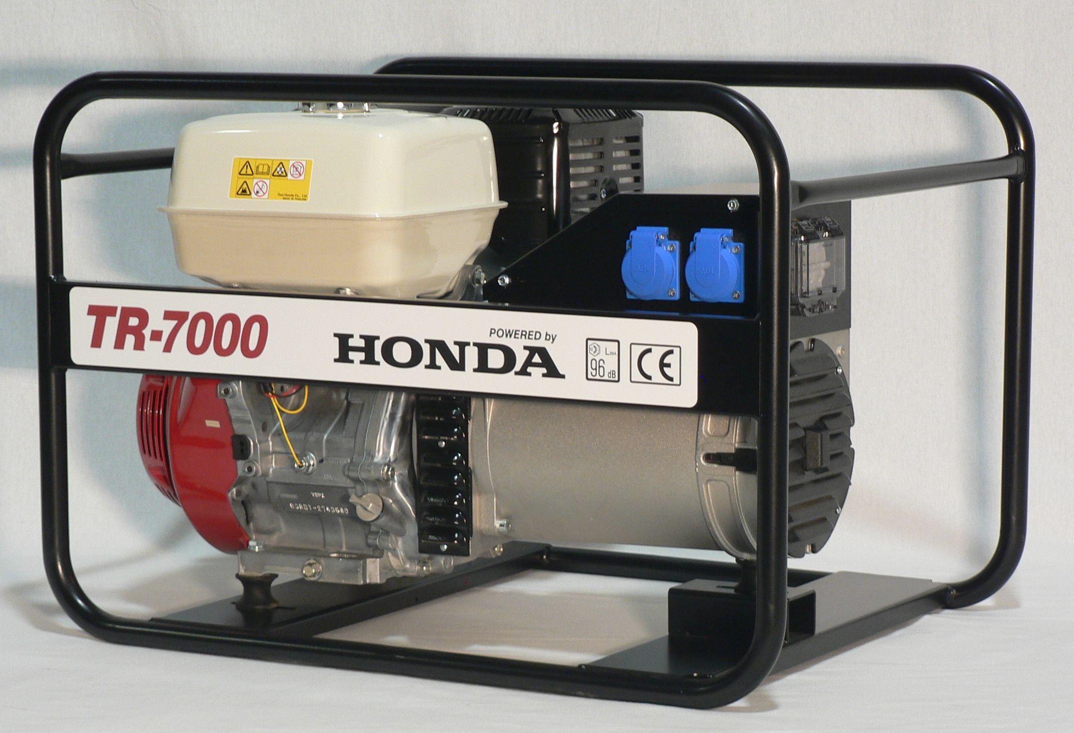 TR-7000 áramfejlesztő (háromfázisú) termék fő termékképe